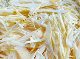 หน่อไม้สดสับ