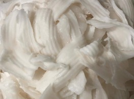 เนื้อมะพร้าวแช่แข็ง (แบบชิ้นครึ่ง)