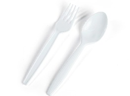 ชุดช้อนส้อมพลาสติกสีขาว