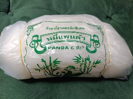 เส้นใหญ่สด ตรา หมีแพนด้า