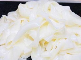 เส้นใหญ่