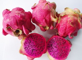 แก้วมังกรเนื้อแดง