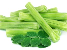 มะรุมปอกเปลือก